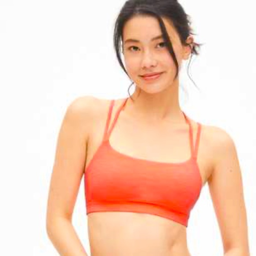 GapFit Strappy Sports Bra- Coral